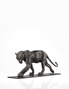 Panther walking, bagben hævet, ca. 1904 (patineret bronze) af Rembrandt Bugatti