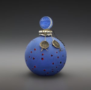 Dans la Nuit, flaske designet 1924, lavet ca. 1930 (glas, emalje, papir, forgyldt & metallisk tråd) af Rene Jules Lalique
