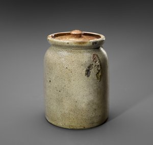 Krukke, c. 1920-1935 (saltglaseret stentøj) af Rhonesboro Pottery Company (attr.to)