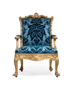 En af et par George III lænestole af forgyldt træ af Robert Adam