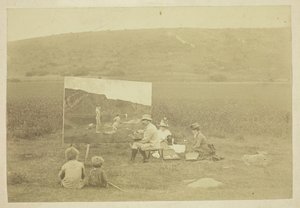 Kunstnerens søn, Barrett Browning, ca.1885-1889. af Robert Browning