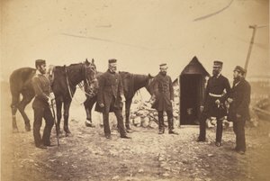 Generalmajor Garrett og officerer fra hans stab. af Roger Fenton