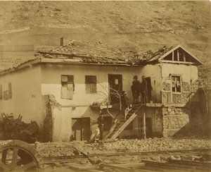 Det gamle posthus, Balaklava. af Roger Fenton