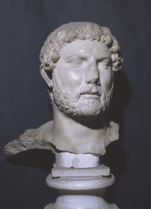 Buste af kejser Hadrian (marmor)