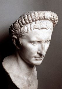Buste af den romerske kejser Augustus (Gaius Julius Caesar Octavianus) (63 f.Kr.-14 e.Kr.) Rom, Musei Capitolini - Buste af den romerske kejser Augustus (Gaius Julius Caesar Octavianus) (63 f.Kr.-14 e.Kr.). Marmor Capitoline museer, Rom, Italien af Roman
