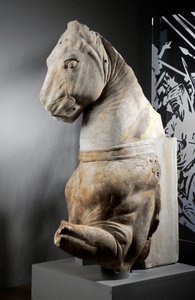 Forreste del af en hest, ca. 75-25 f.Kr. (marmor) af Roman