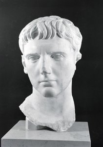 Overhoved for Cæsar Augustus (63 f.Kr.-14 e.Kr.) af Roman