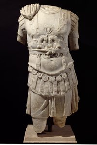 Loricate Torso, slutningen af det 2. århundrede e.Kr. (marmor) af Roman