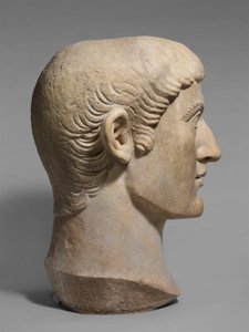 Marmor portræt hoved af kejser Konstantin I, ca. 325-370 e.Kr. (marmor) af Roman