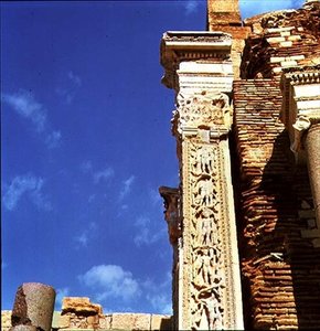 Pilaster fra Severan-basilikaen af Roman