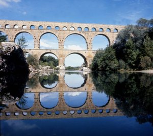 Pont du Gard. Romersk akvædukt fra 2. halvdel af 1. århundrede. af Roman