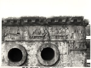 Relief fra frisen, der skildrer brødfremstillingsprocessen, ca. 30 f.Kr. (detalje) af Roman