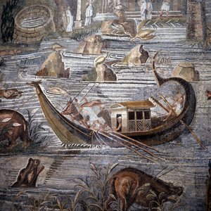 Flodfartøj fra det 1. århundrede f.Kr. Detalje af mosaikken af Palæstina. Roret er i hækken og dobbelt. Denne mosaik kommer fra Lykketemplet og er nu bevaret på Barberini-paladset. af Roman