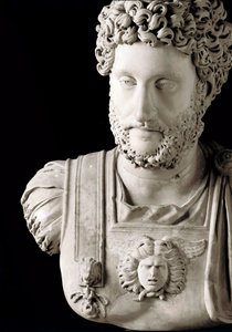 Romersk kunst: "" Den romerske kejser Commodus (161-192)"" Buste af marmor - Musei Capitolini Rom - Buste af kejser Commodus (161-192) - Marmorskulptur - Musei Capitolini, Rom, Italien af Roman