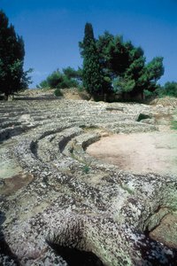 Romerske rester af Pollentia, detalje af amfiteater, Alcudia, Mallorca, Spanien af Roman