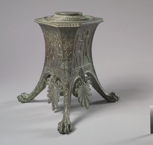 Stativbase, 100-1 f.Kr af Roman Imperial Period