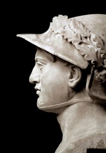 Buste af Pyrrhus I (eller Pyrrhos) konge af Epire fra 306 til 272 f.Kr. Fra Herculaneum (Herculanum). Fra en original 290 f.Kr. Napoli, Nationalt Arkæologisk Museum - Buste af Pyrrhus af Epirus (319-272 f.Kr.). Romersk kopi efter original c.290 f.Kr. Marmo af Roman Roman