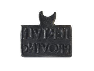 Romersk stempel brugt til stempling af produkter eller ejendom, fra Cramond, Midlothian, AD 140-211 (bronze) af Roman Roman