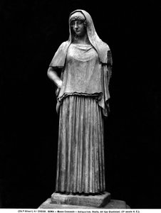Statue af Hestia (marmor)