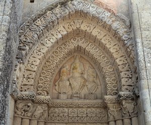 Kristus i herlighed mellem Paulus og Sankt Peter, falsk portal (skulptur af Romanesque