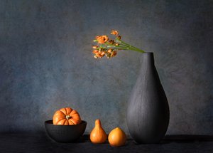 Stilleben med appelsiner i efteråret