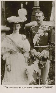 Kong Christian X og Dronning Alexandrine af Danmark (s/h foto) af Russian Photographer