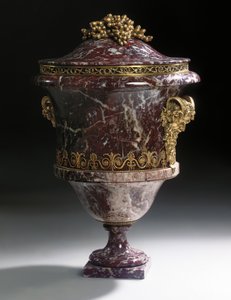 Et par vaser, ca. 1790 af Russian School