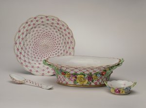 Genstande fra kejserinde Elizabeth Petrovnas tjeneste, 1756 (porcelæn) af Russian School