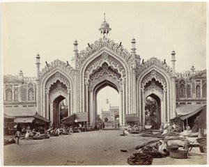 Port til basaren i Hosseinabad, Lucknow Gateway of the Hooseinabad Bazaar (original titel)