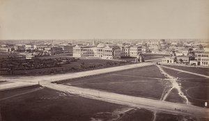 Calcutta. Oversigtsbillede. Regeringsbygningen i forgrunden af Samuel Bourne