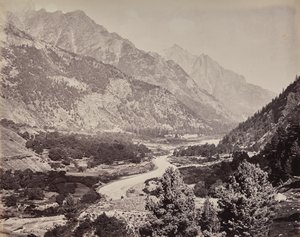 Det øvre Himalaya. Udsigt over Buspa-dalen fra Sangla af Samuel Bourne