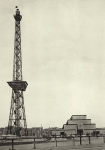 Berlin: radiotårn og radiohal; Broadcasting Station (s/h foto) af Sasha Stone