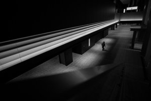 Arkitektonisk ensomhed af Satoshi Hata