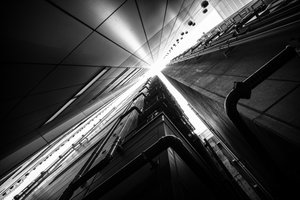 Geometrisk bybestigning af Satoshi Hata