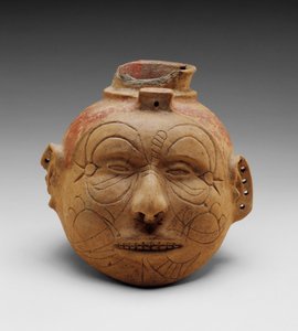 Head Effigy Vessel (buffware med rødt slippigment) af School American