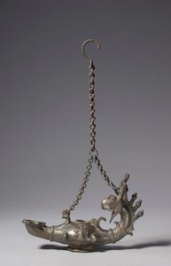 Lampe med Griffin-hovedhåndtag, 300s-400s (bronze)