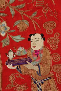 Broderi, der forestiller en dreng, der bringer te (tekstil) (detalje af 389561) af School Chinese