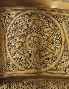 Detalje af et indlagt bakkestativ, Mamluk Egypten eller Syrien, første halvdel af det 14. århundrede (sølv og messing) (se også 448375) af School Egyptian