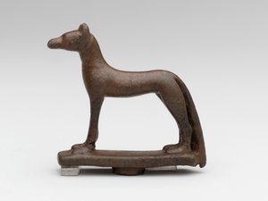 Sjakal eller hund (bronze) af School Egyptian