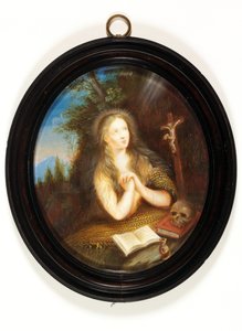Maria Magdalene lænet op ad en banke, hendes øjne løftet til et krucifiks (emalje) af School English