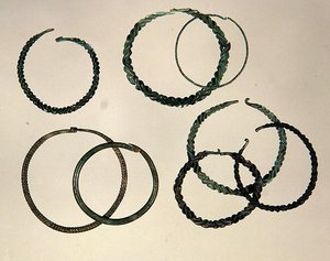 Smykker fundet i Nordhessen, Hallstatt-perioden (metal) af School German