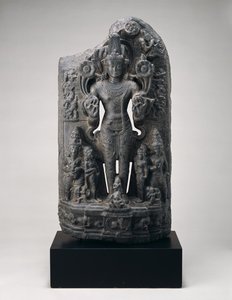 Surya, ca. 11. århundrede (sort klorit) af School Indian