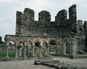 Mellifont Abbey beliggende tæt på Drogheda