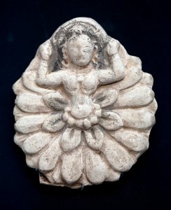 Renæssance af en lotus. Udskåret motiv, udateret. Koreas Nationalmuseum, Seoul (Sydkorea). af School Korean
