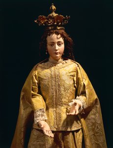 Rigt klædt statue af den ubesmittede undfangelse, brugt i procession (træ)
