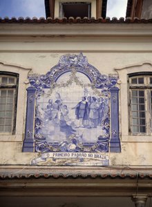 Opdaget Brasilien i 1500 af Pedro Alvares Cabral (1467/8- omkring 1520). Fliser i Lissabons omgivelser.