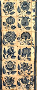 Panel, der viser forskellige arter af blomster, Tarouca, Portugal (keramiske fliser) af School Portuguese
