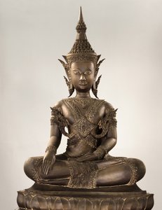 Buddha i naturlig størrelse i kongelig påklædning (bronze)
