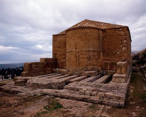 Udsigt over middelalderkirken San Biagio, bygget på Demetra-templet, 480-470 f.Kr.