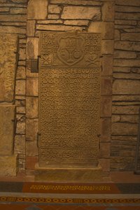 Gravsten over Marjorie og Beatrix Smyth af Scottish School
